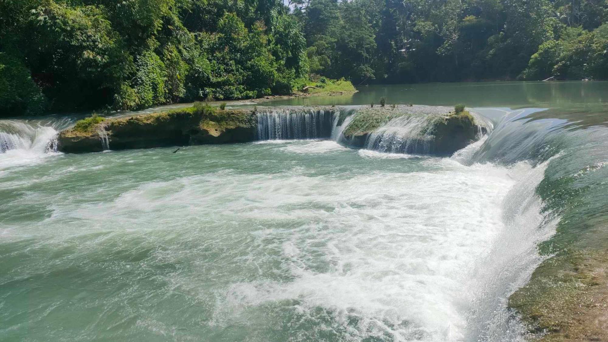 Gbu Loboc River Guesthouse Kültér fotó